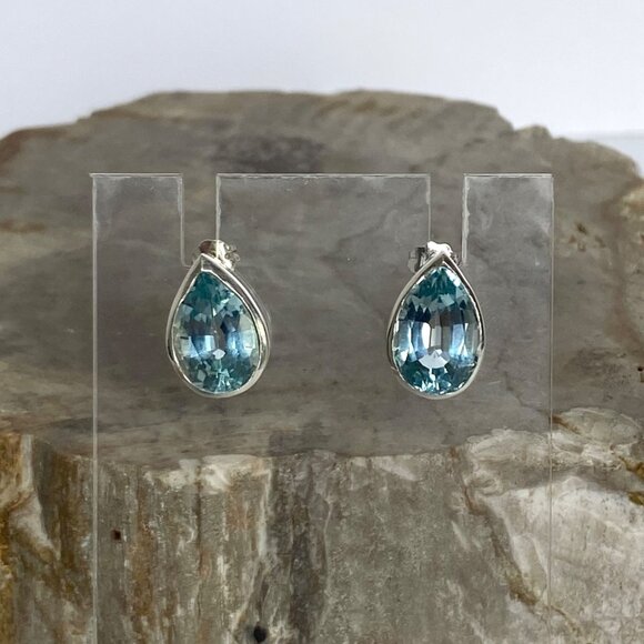 Sterling Silver 925 14K Gold Pear Shaped Chunky Blue Topaz Stud Earrings - Picture 12 of 16